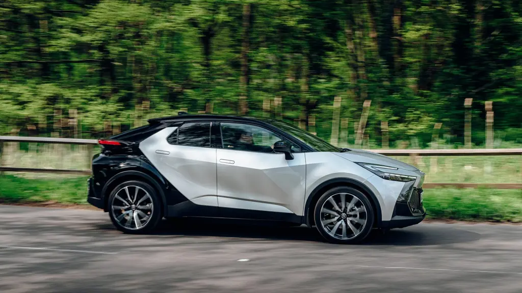 Toyota C-HR 2.0 PHEV Excel 5dr CVT JBL/Tech Pack