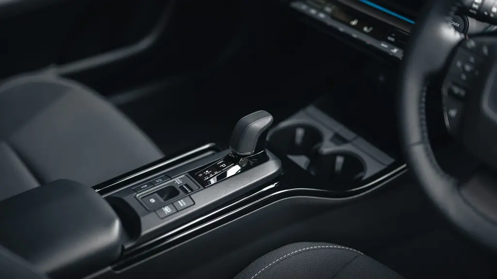 Toyota Prius 2.0 PHEV Design 5dr CVT