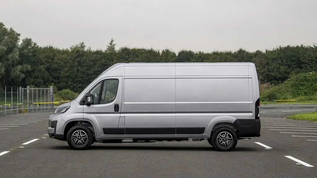 Toyota Proace MAX L3 Diesel 2.2D 140 Icon Dropside