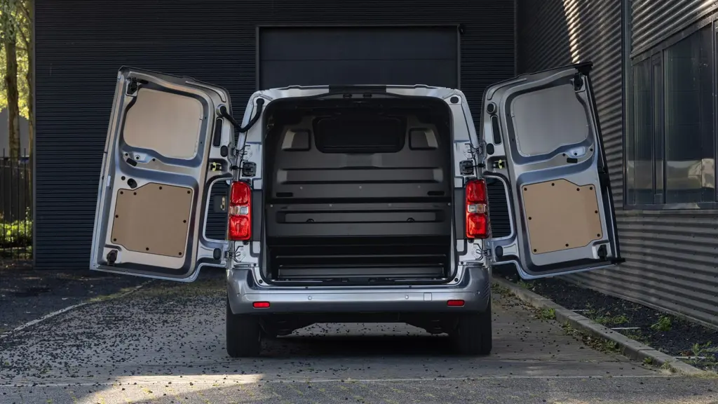 Toyota Proace L1 Diesel 2.2D 150 Icon Crew Van