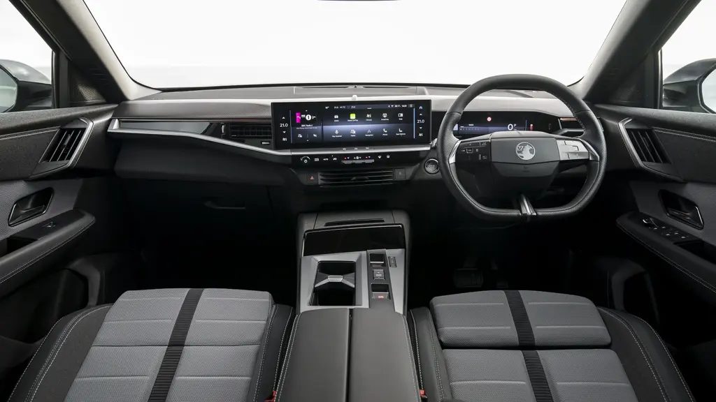 Vauxhall Grandland 1.2 Hybrid 145 Griffin 5dr e-DCT6
