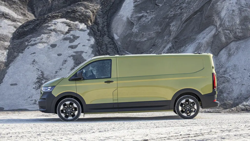 Volkswagen Transporter T32 SWB Electric 160KW 70KWH Commerce PRO Kombi Van Auto