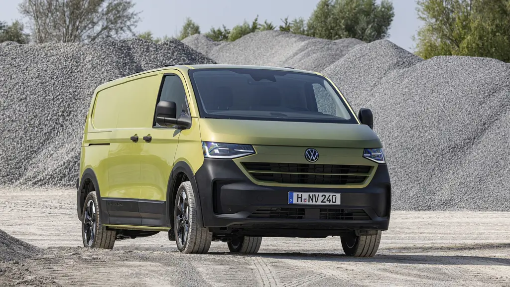 Volkswagen Transporter T32 SWB Electric 160KW 70KWH Commerce PRO Kombi Van Auto