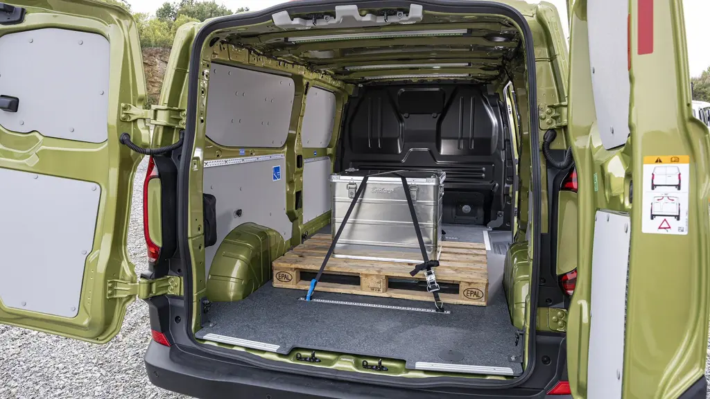 Volkswagen Transporter T32 SWB Electric 160KW 70KWH Commerce PRO Kombi Van Auto