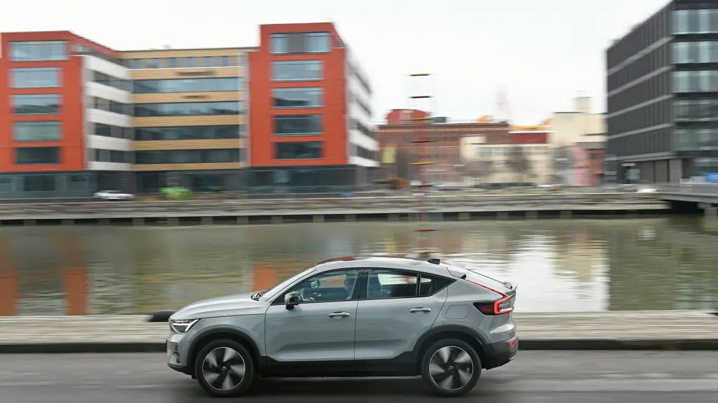 Volvo EC40 185kW Ext Range Plus Black Edition 82kWh 5dr Auto