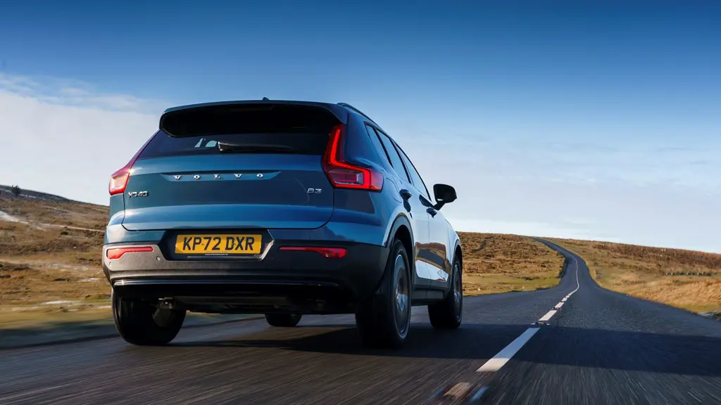 Volvo XC40 2.0 B3P Core 5dr Auto