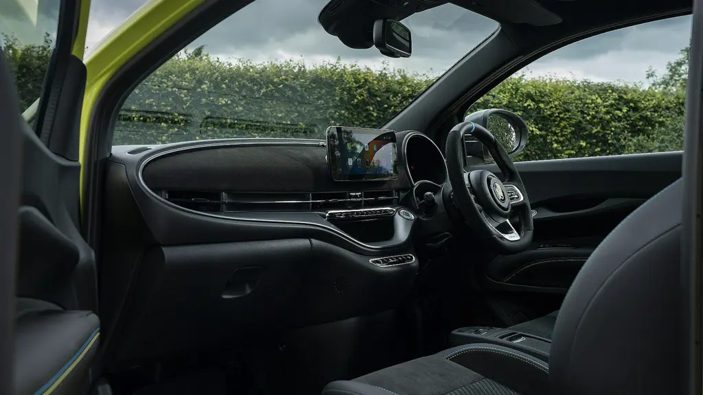 Abarth 500 114kW 42.2kWh 3dr Auto