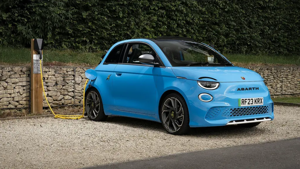 Abarth 500 114kW 42.2kWh 2dr Auto