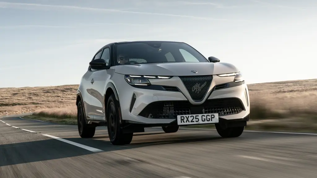 Alfa Romeo Junior 207kW Elettrica Veloce 54kWh 5dr Auto Tech pack