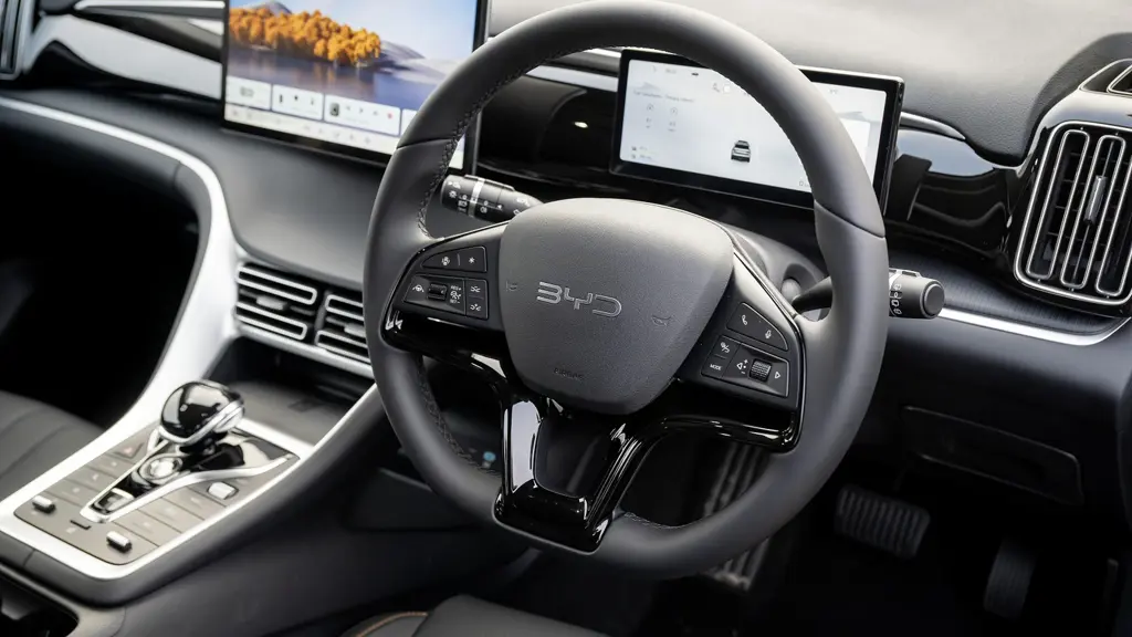 BYD Seal U 1.5T DM-i AWD Design 5dr Auto