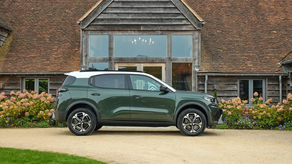 Citroen C3 Aircross 83kW Extended Range Plus 54kWh 5dr Auto