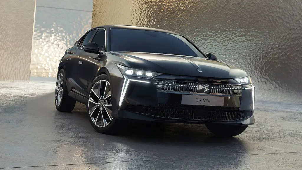 DS NO4 1.6 PHEV 240 Etoile 5dr eDCT7