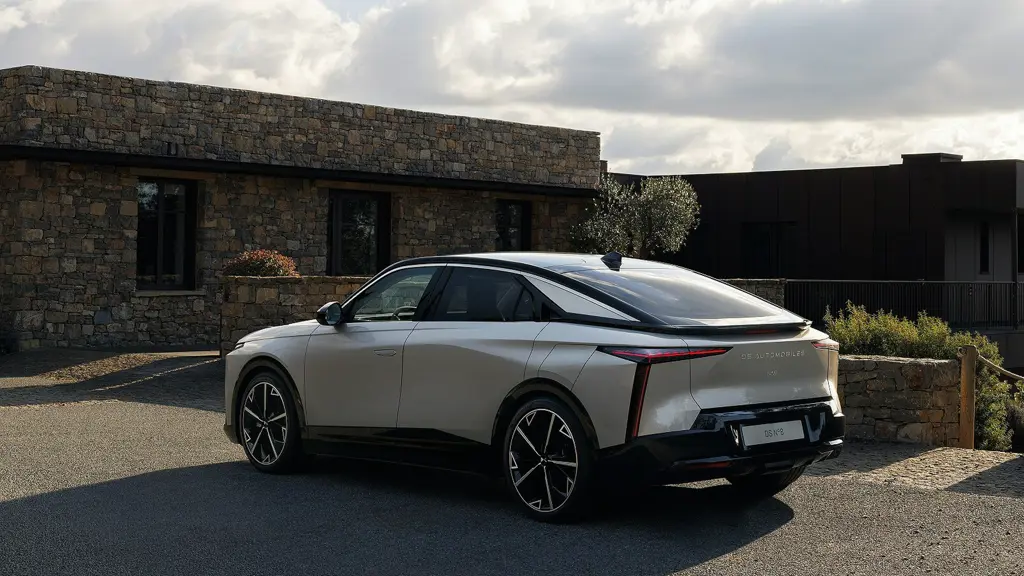 DS NO8 206kW Etoile 97kWh Long Range 5dr Auto