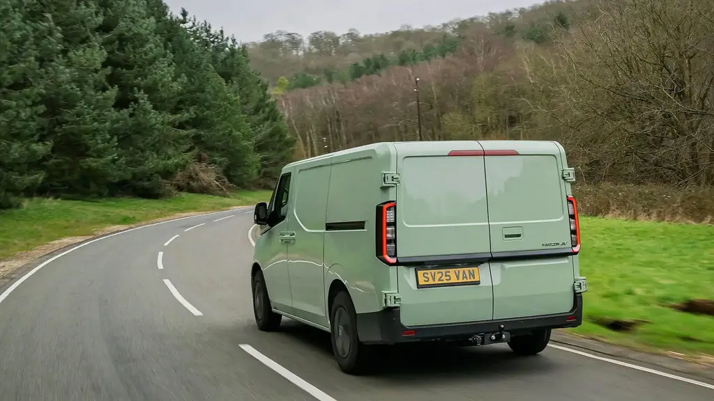 Farizon Sv L2 Electric 170KW 83KWH H2 Van Auto