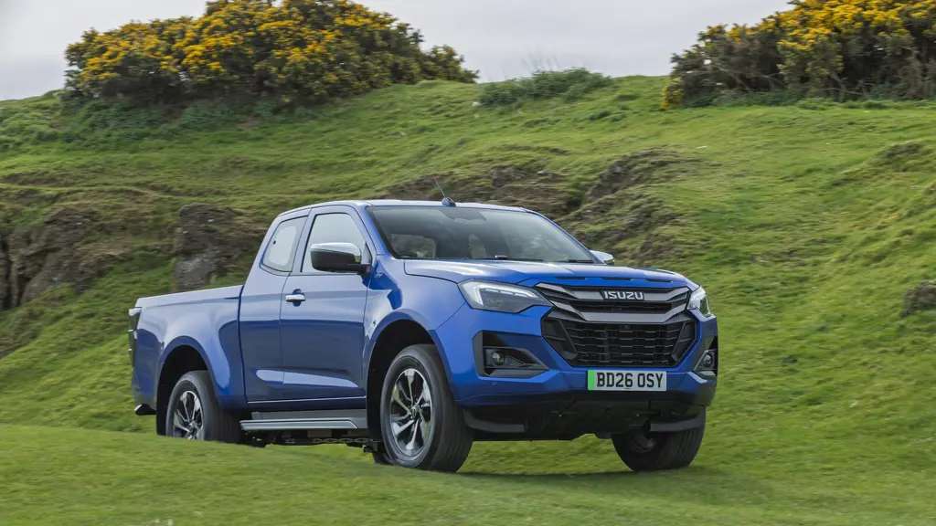 Isuzu D-MAX Electric 140KW 67KWH EDL40 Double CAB Pickup 4X4 Auto