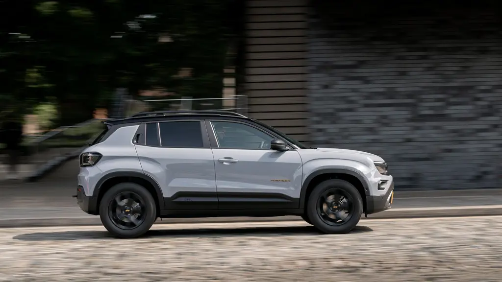 Jeep Avenger 1.2 E-AWD e-Hybrid Upland 5dr DCT