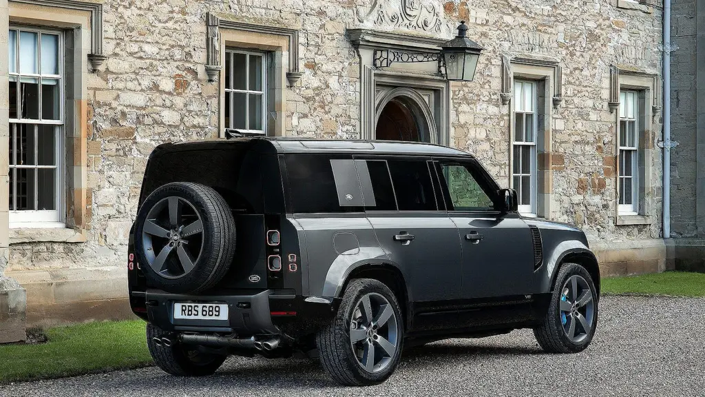 Land Rover Defender 3.0 D350 Outbound 130 5dr Auto
