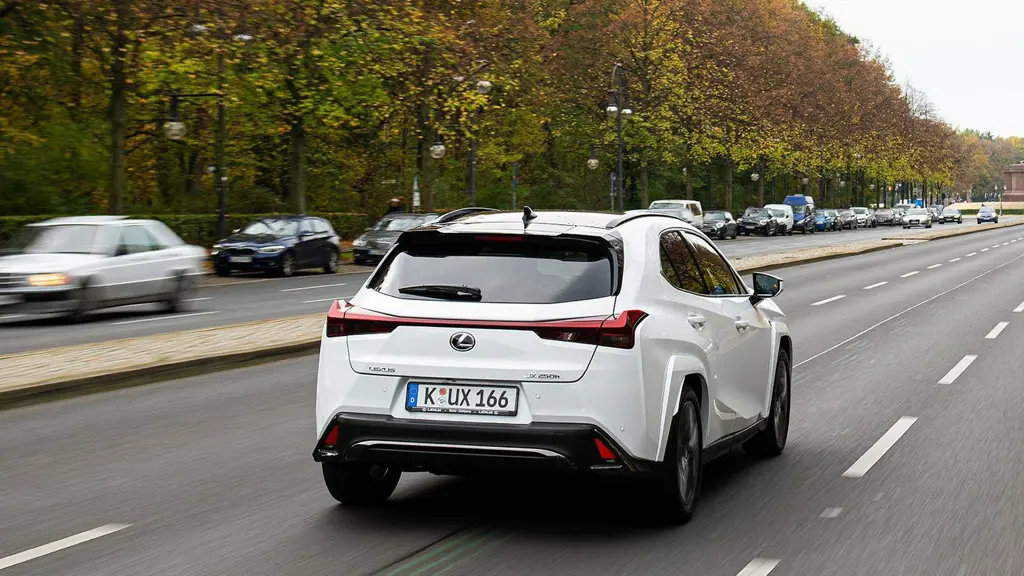 Lexus Ux 300h 2.0 Premium 5dr CVT