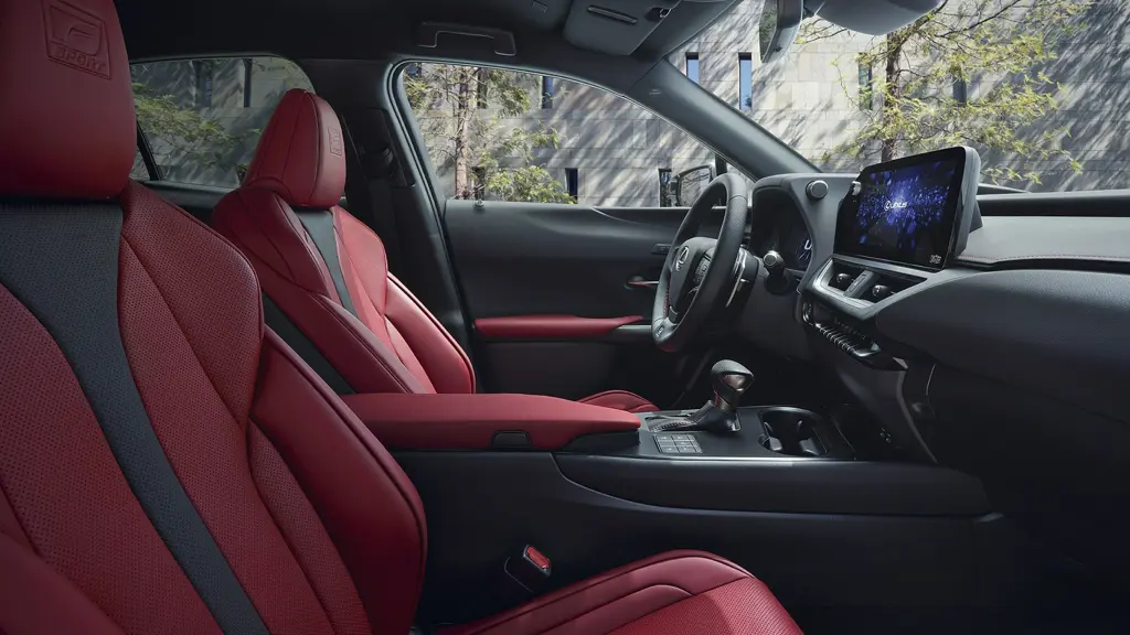 Lexus Ux 300h 2.0 Premium 5dr CVT