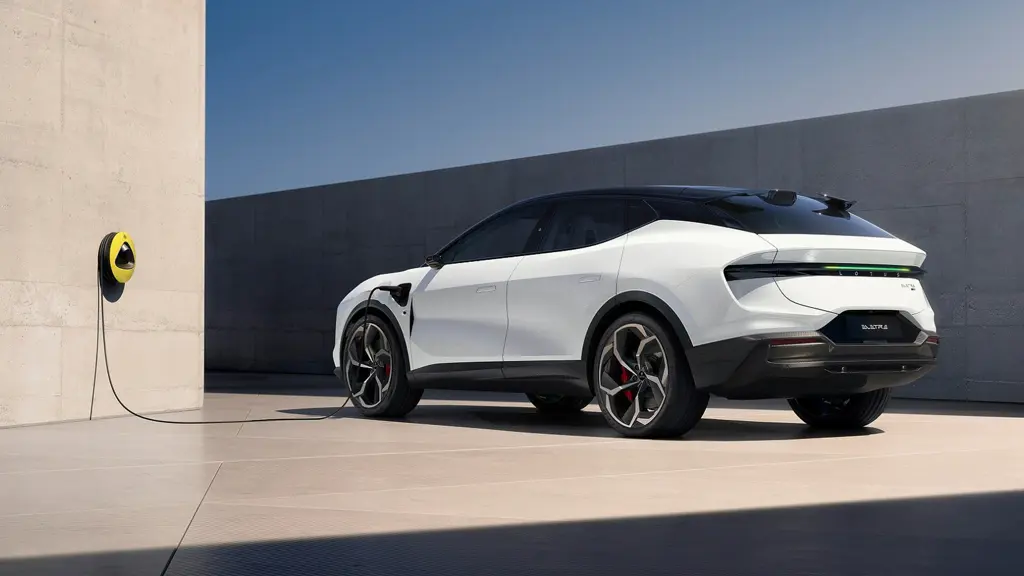 Lotus Eletre 450kW 600 112kWh 5dr Auto