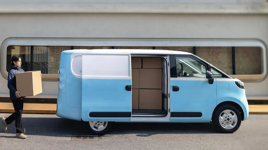 Maxus Deliver 5 E L2 Electric 120KW H2 Van 64KWH Auto