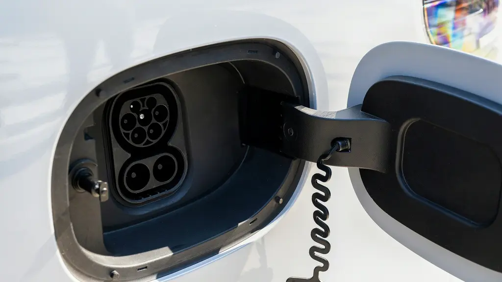 Maxus Deliver 5 E L2 Electric 120KW H2 Van 64KWH Auto