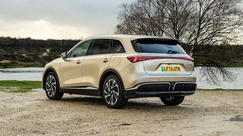 MG Motor UK MGS6 180kW SE EV Long Range 77kWh 5dr Auto