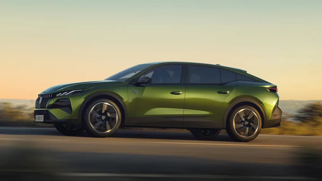 Peugeot 408 1.6 Plug-in Hybrid GT 5dr e-DSC7