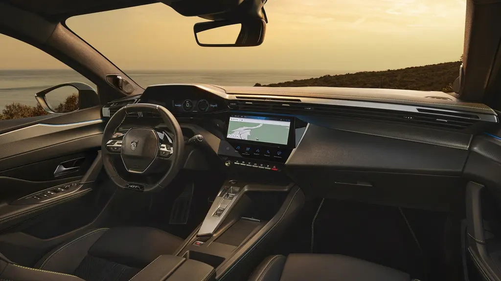 Peugeot 408 1.6 Plug-in Hybrid GT 5dr e-DSC7