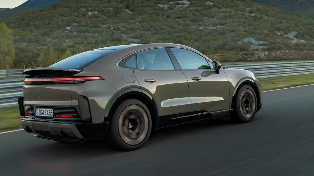 Porsche Cayenne Electric 850kW Turbo 113kWh 5dr Auto