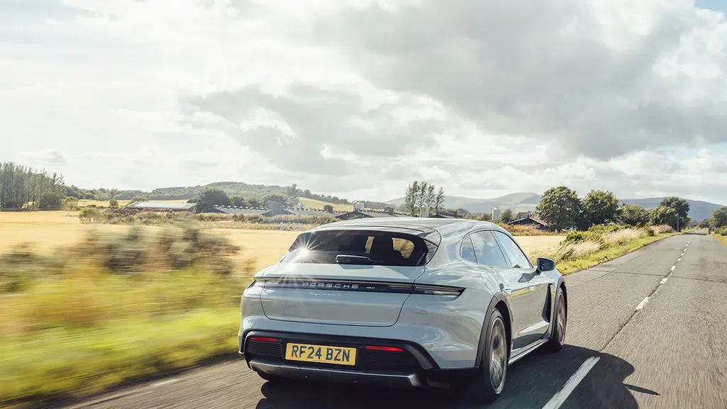 Porsche Taycan 440kW 4S 105kWh 5dr E-Shift 5 Seat Revised