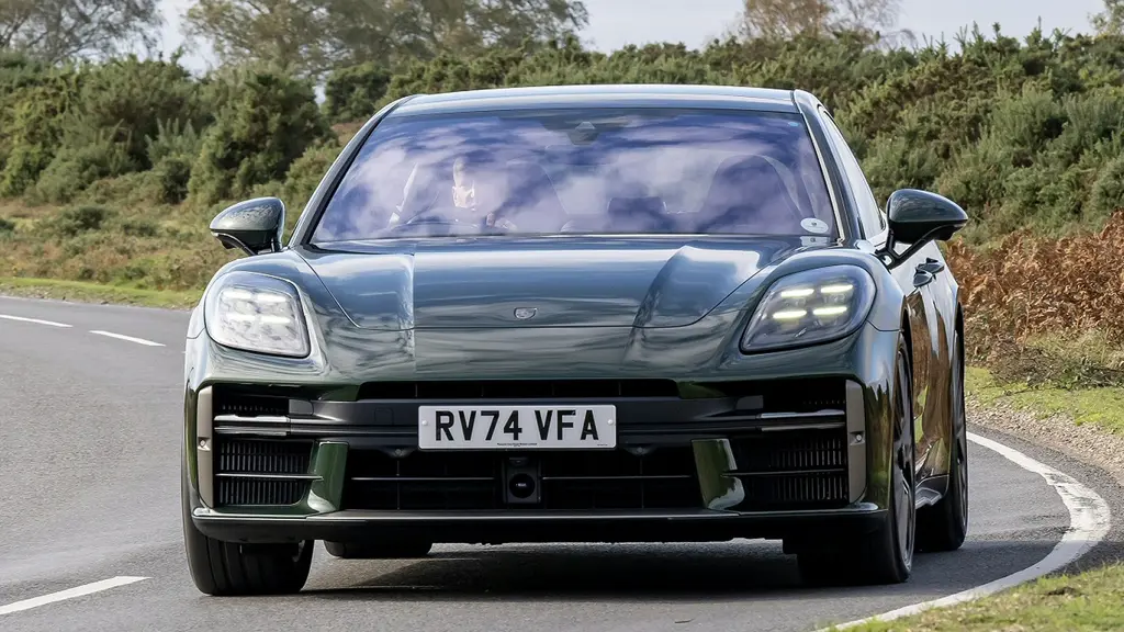 Porsche Taycan 649kW Turbo 105kWh 4dr E-Shift 5 Seat