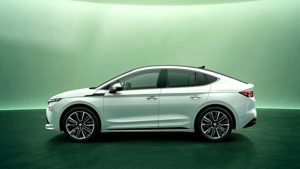 Skoda Enyaq 220kW 85x Sportline 82kWh 4x4 5dr Auto