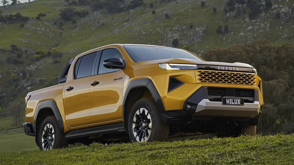 Toyota Hilux Diesel Invincible X D/Cab Pick UP 2.8 D 48V Auto