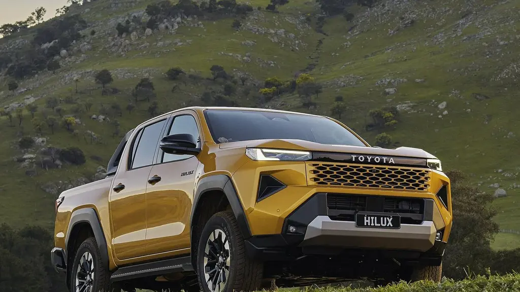 Toyota Hilux Diesel Invincible X D/Cab Pick UP 2.8 D 48V Auto