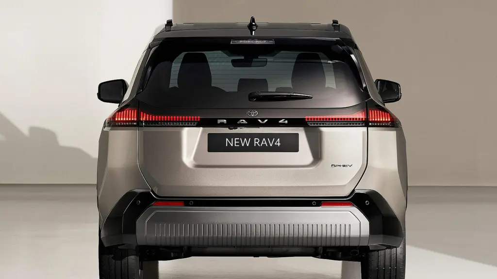 Toyota RAV4 2.5 PHEV Design 5dr Auto