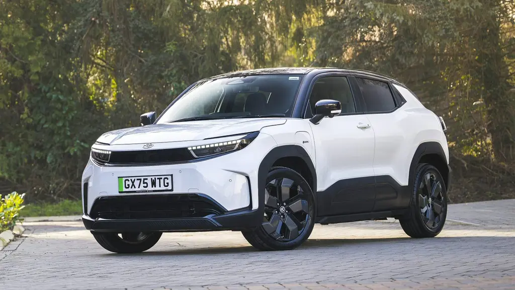 Toyota Urban Cruiser 128kW Excel 61kWh 5dr Auto