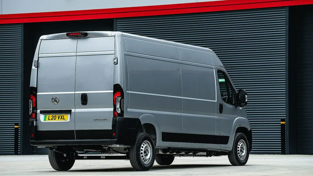 Vauxhall Movano 4.25T Heavy L3 Electric FWD 205KW 110Kwh Chassis CAB Prime Auto 22KW