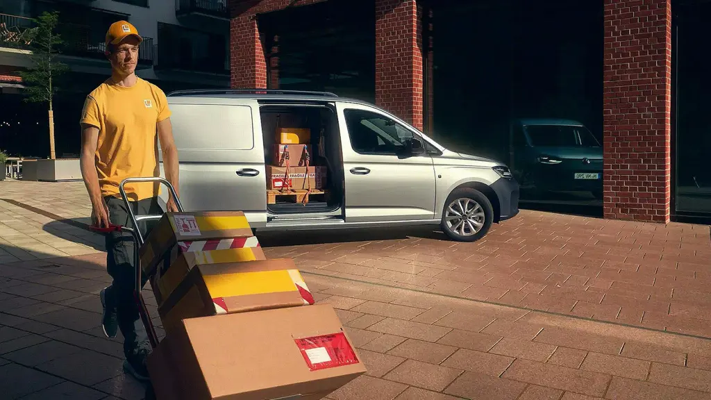 Volkswagen Caddy Cargo C20 Petrol 1.5 Ehybrid 150 Commerce Van DSG Bus/Tech