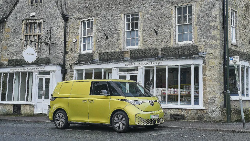 Volkswagen ID. Buzz Cargo 210KW Commerce 79KWH Auto