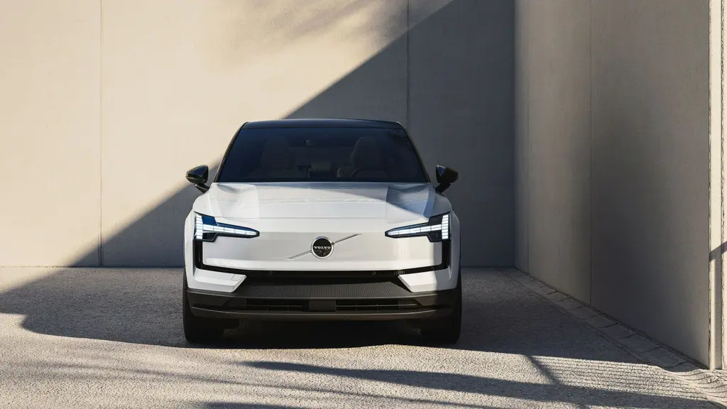 Volvo EX60 P6 275kW 83kWh Plus 5dr Auto