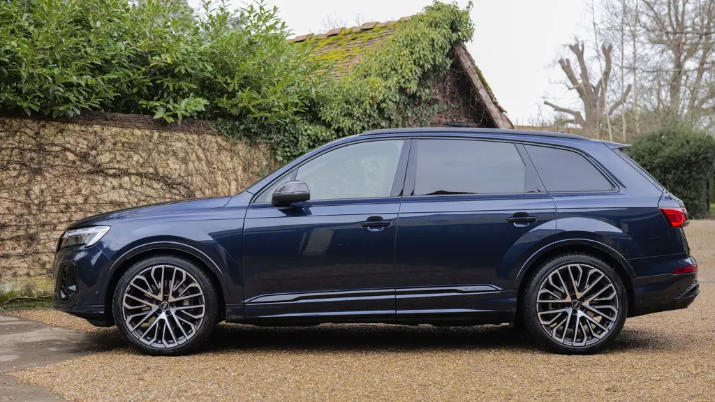 Audi Q7 3.0 TFSI e Qtro 394 S Line 5dr Tiptronic Tech Pro