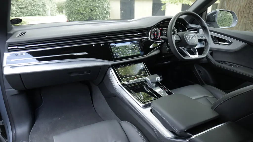 Audi Q8 3.0 e-Hybrid Qtro 394 Black Ed 5dr Tiptronic Tech