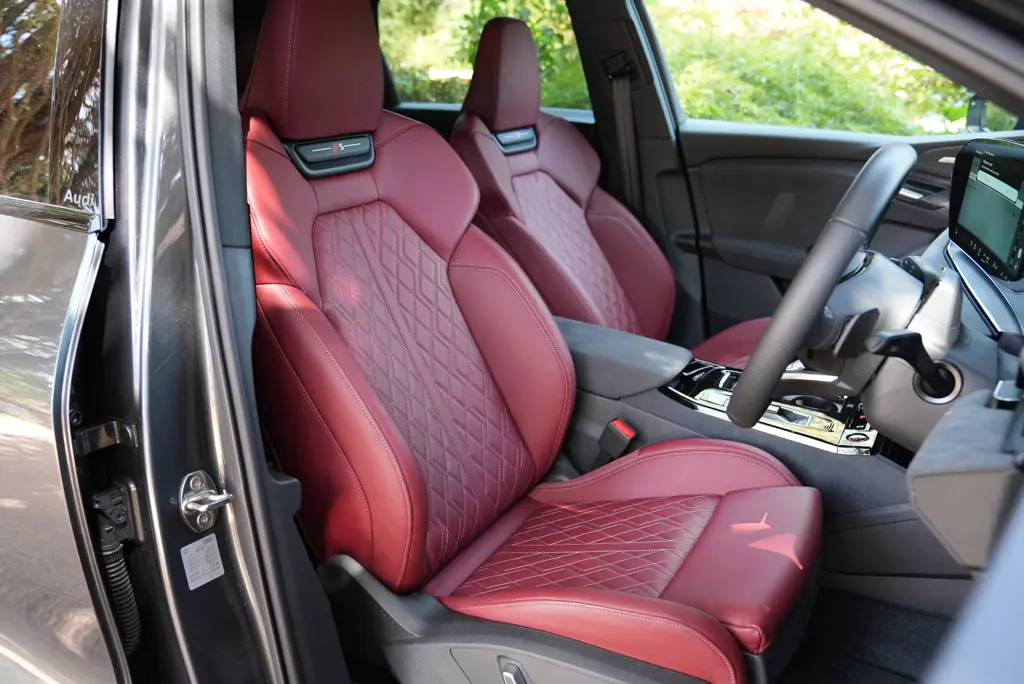 Audi Q6 315kW Quattro 100kWh Black Edition 5dr Auto Tech