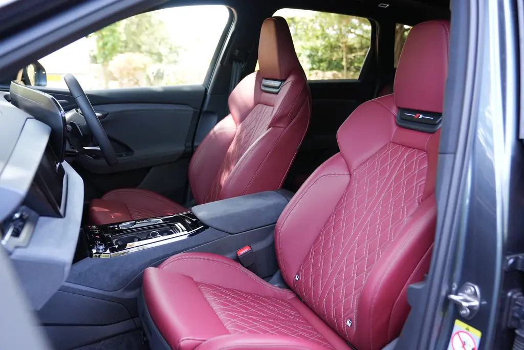Audi Q6 315kW Quattro 100kWh Black Edition 5dr Auto Tech