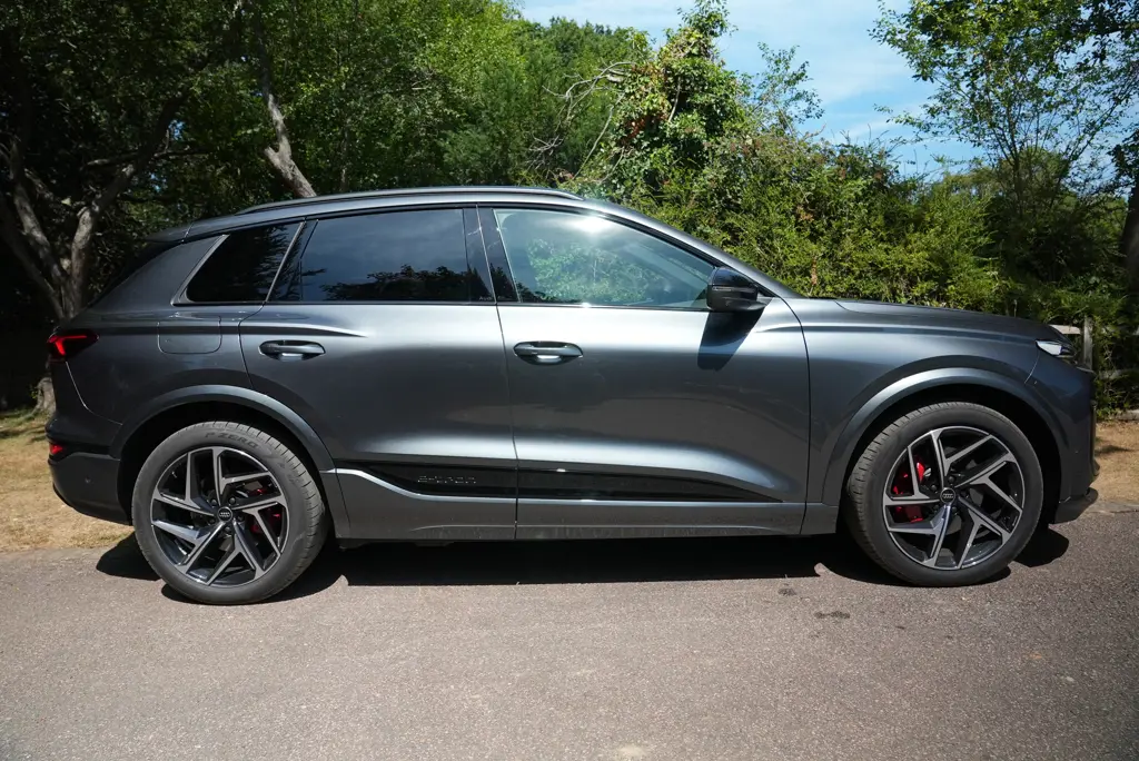 Audi Q6 315kW Quattro 100kWh Black Edition 5dr Auto Tech
