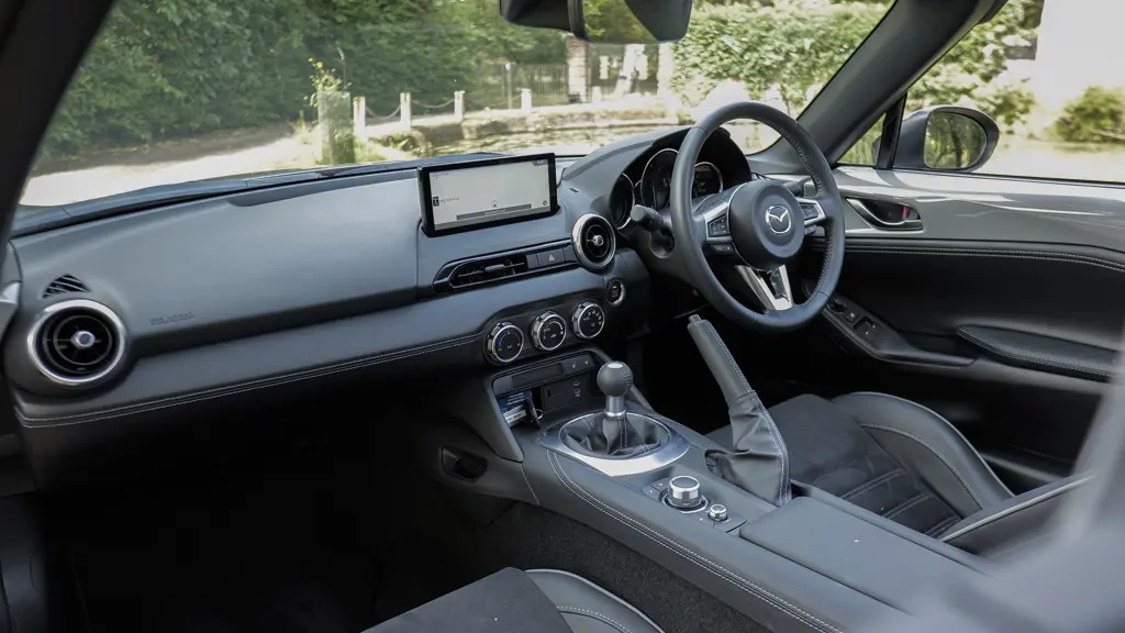 Mazda MX-5 1.5 132 Exclusive-Line 2dr