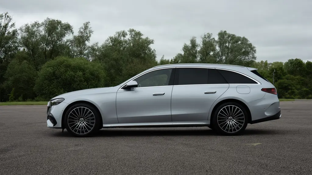 Mercedes-Benz E Class E300de AMG Line Premium 5dr 9G-Tronic Pan Roof