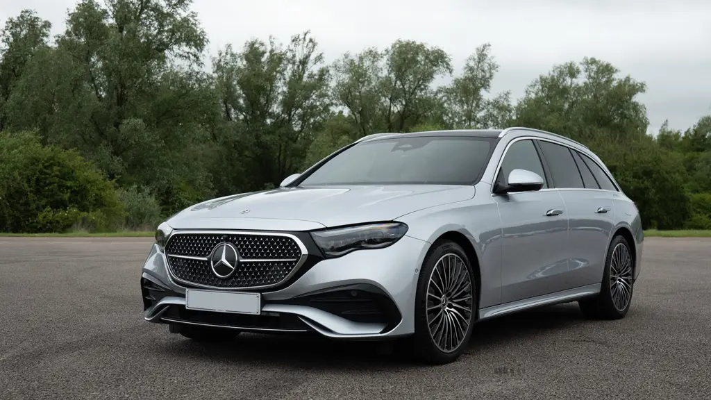Mercedes-Benz E Class E300de AMG Line Premium 5dr 9G-Tronic Pan Roof