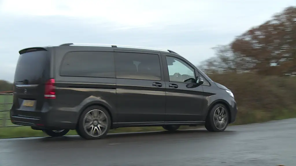 Mercedes-Benz V Class V300 d Premium 5dr 9G-Tronic Long